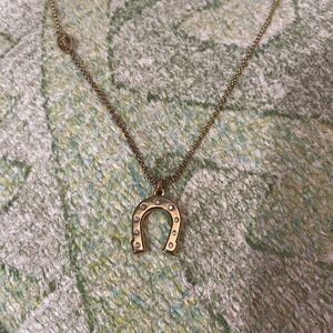 Vintage y2k Juicy Couture gold horseshoe necklace adjustable 16”-18” 2000s